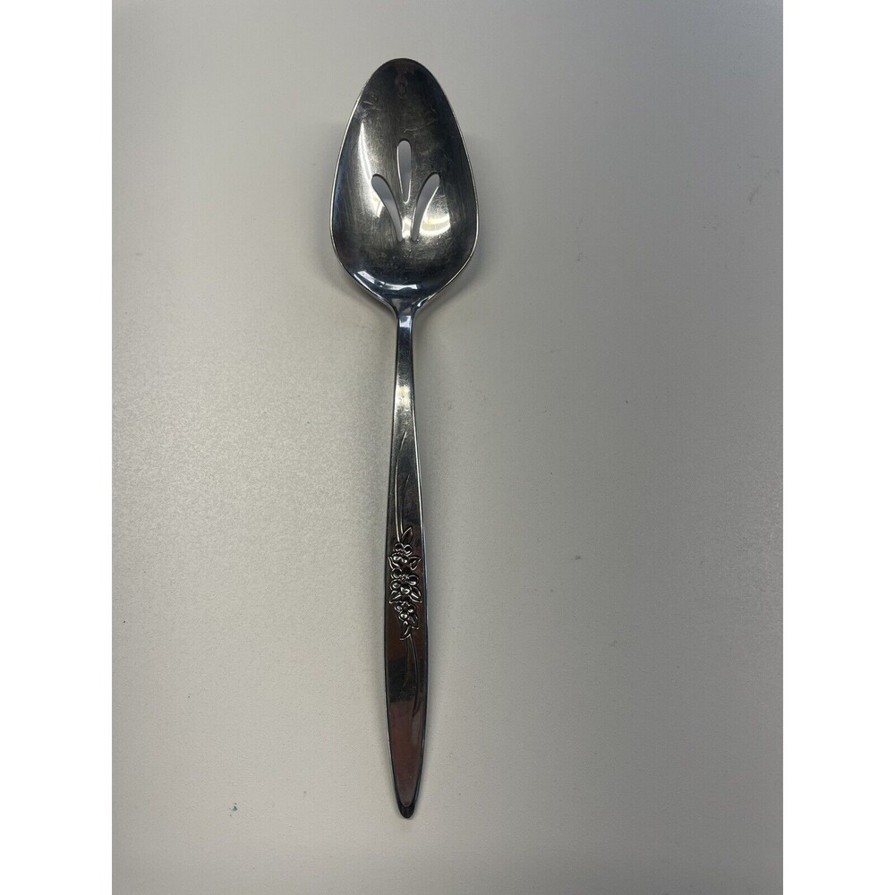 1847 Rogers Brothers stainless flower pansy serving slotted spoon 8.5